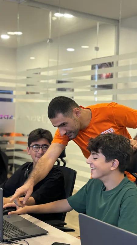 IT və Kompüter Mühəndisliyi Dərsi