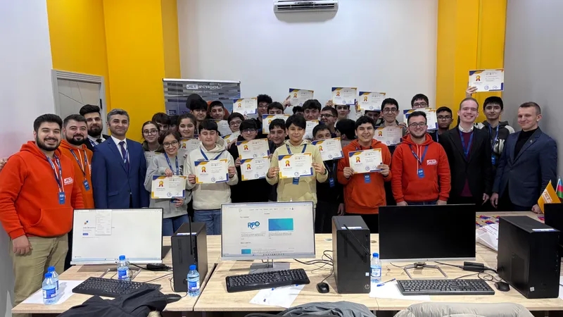 Программисты будущего соревновались на Олимпиаде по программированию!